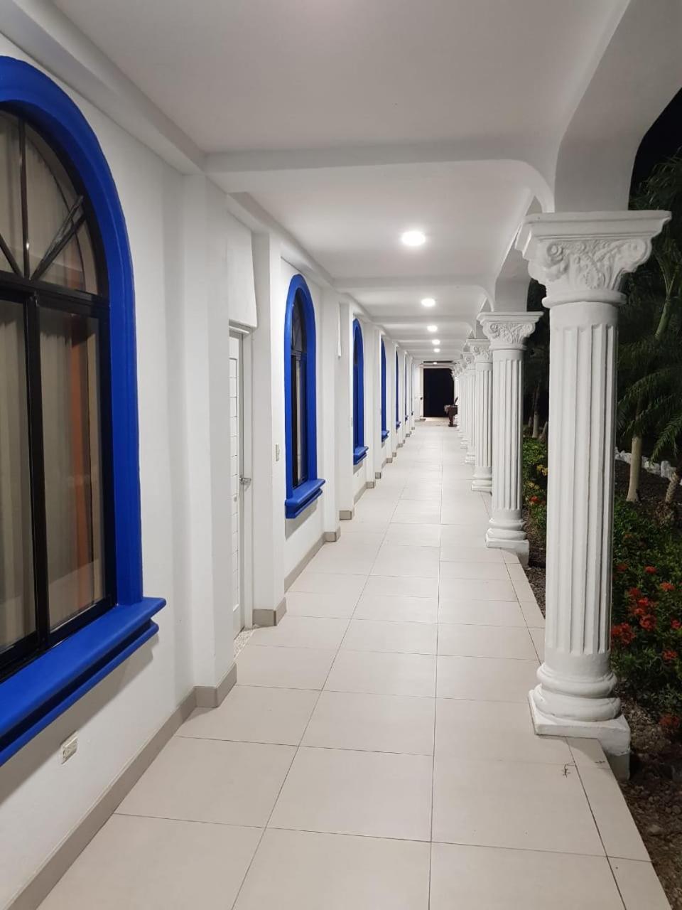 Hotel Las Palmas De Osa Ciudad Cortes Экстерьер фото